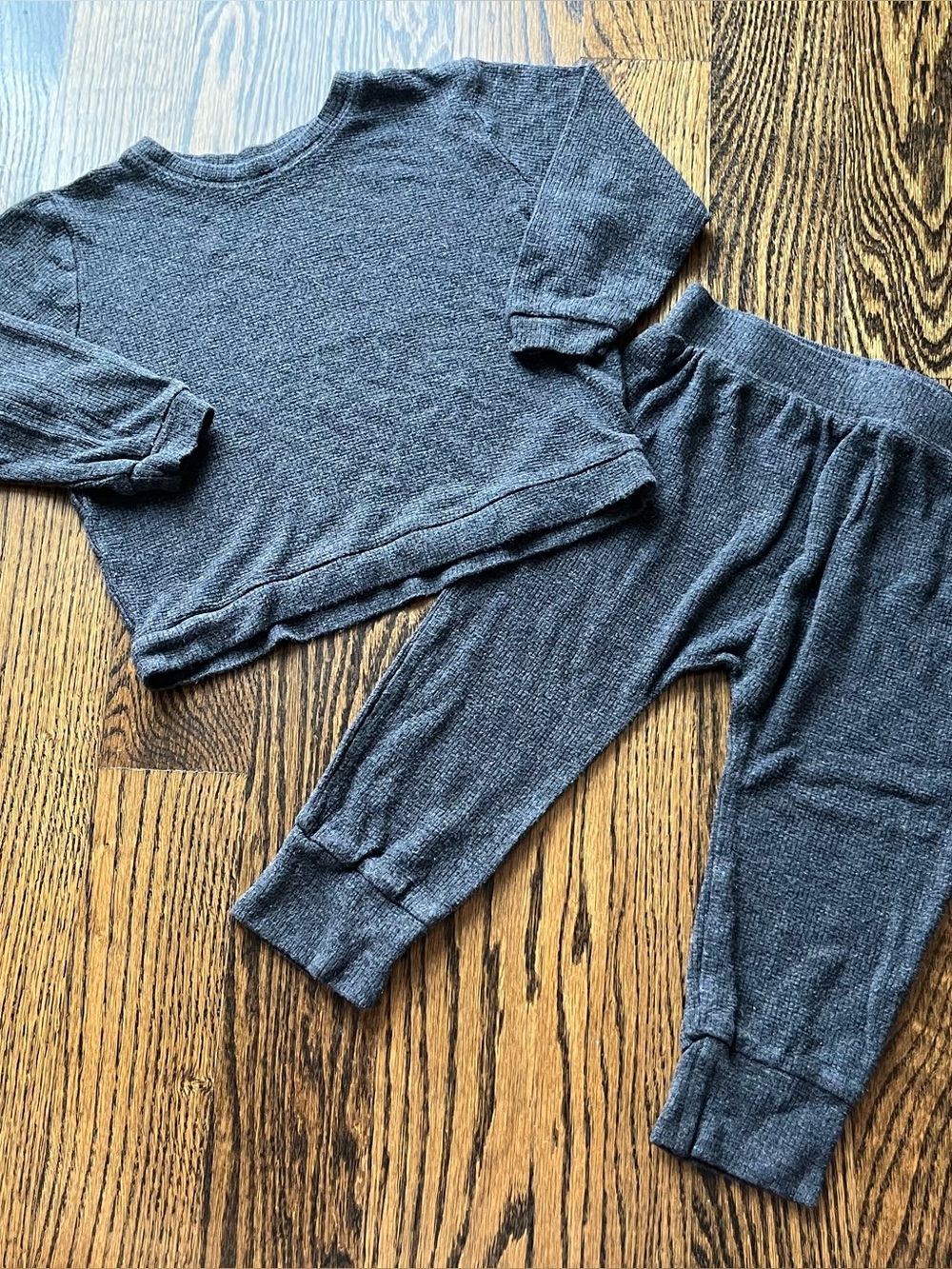 Toddler Boys Gray Long Sleeve Waffle Knit Bamboo Pajama Set (2-3T)